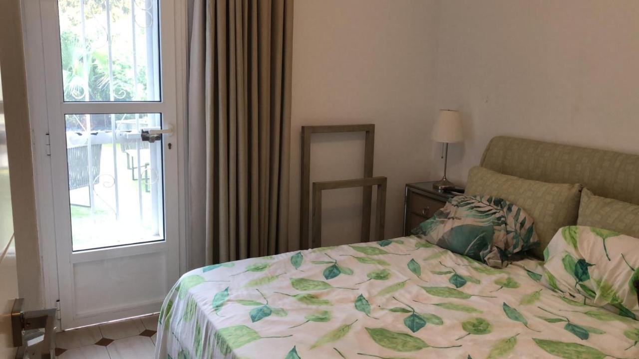 Urbanizacion Puerto Rey Apartment Vera Bagian luar foto